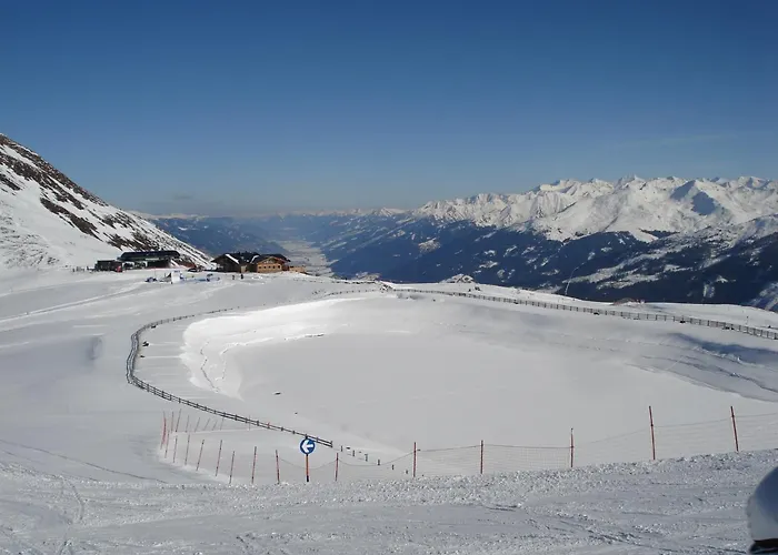 Golf & Ski Chalet Mittersill